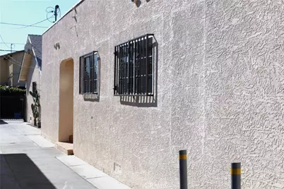 134 W 49th, Los Angeles, CA 90037 - Photo 37