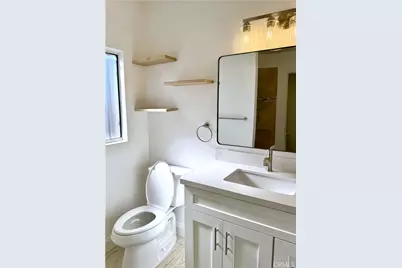 134 W 49th, Los Angeles, CA 90037 - Photo 17