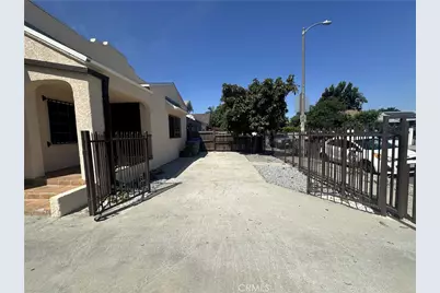134 W 49th, Los Angeles, CA 90037 - Photo 39