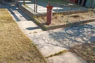 2417 Edwards, Bakersfield, CA 93306 - Photo 5