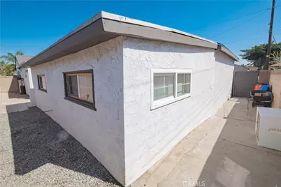 10246 Muroc St, Bellflower, CA 90706 - Photo 39