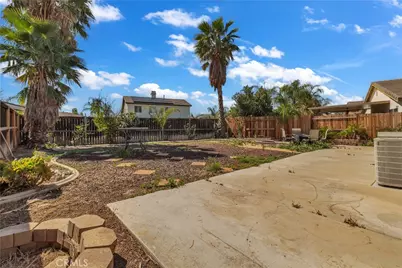 26461 Prairie Ln, Moreno Valley, CA 92555 - Photo 19