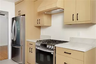 10703 Woodruff Ave, Downey, CA 90241 - Photo 13