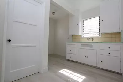 1052 S Herbert, East Los Angeles, CA 90023 - Photo 7