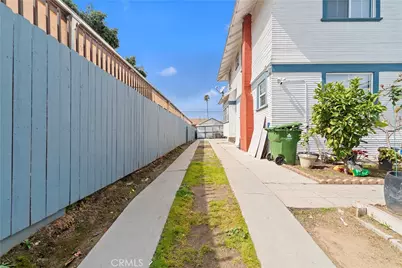 1665 Arlington, Los Angeles, CA 90019 - Photo 25