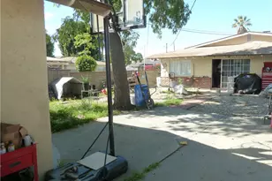 936 N Enid, Azusa, CA 91702 - Photo 23