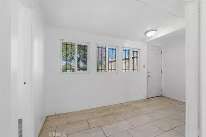 2147 S Towne, Pomona, CA 91766 - Photo 21