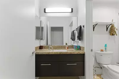 585 N Rossmore #209, Los Angeles, CA 90004 - Photo 23