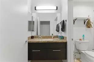 585 N Rossmore, Los Angeles, CA 90004 - Photo 23