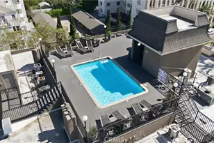 585 N Rossmore, Los Angeles, CA 90004 - Photo 3