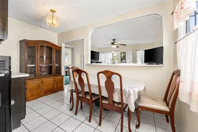 10208 S San Pedro Street, Los Angeles, CA 90003 - Photo 3