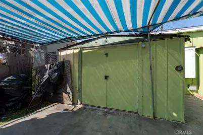 10208 S San Pedro Street, Los Angeles, CA 90003 - Photo 23