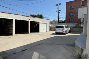 328 N Mariposa, Los Angeles, CA 90004 - Photo 9