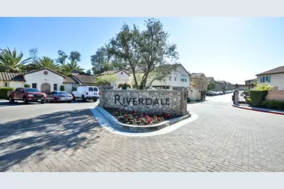 4693 Holly, Long Beach, CA 90805 - Photo 9