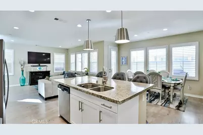 4693 Holly, Long Beach, CA 90805 - Photo 5