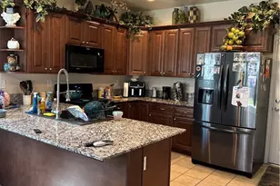 1611 Brea St, Bakersfield, CA 93307 - Photo 5