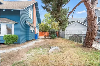 1720 S Kingsley, Los Angeles, CA 90006 - Photo 39