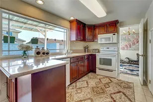 17826 Caliente, Cerritos, CA 90703 - Photo 9