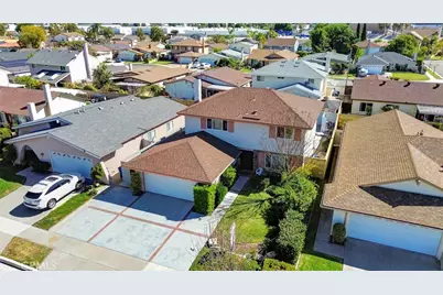 17826 Caliente, Cerritos, CA 90703 - Photo 29