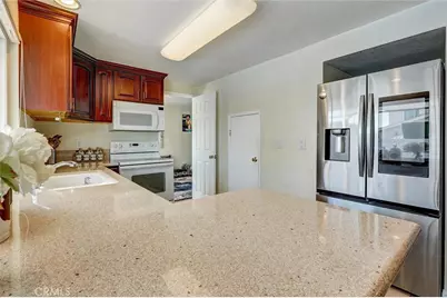 17826 Caliente, Cerritos, CA 90703 - Photo 11