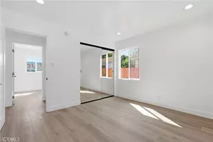910 E 107th St, Los Angeles, CA 90002 - Photo 31