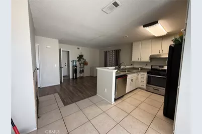 14601 Foothill, Victorville, CA 92394 - Photo 17