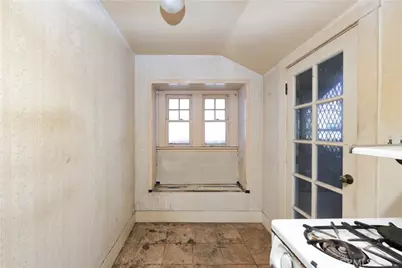 9211 Walnut, Bellflower, CA 90706 - Photo 9