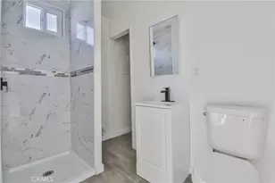 430 W 64th St, Los Angeles, CA 90003 - Photo 27