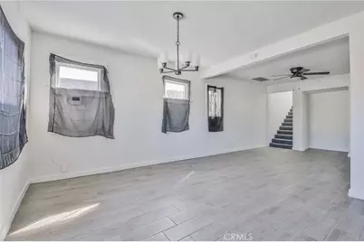 430 W 64th Street, Los Angeles, CA 90003 - Photo 11