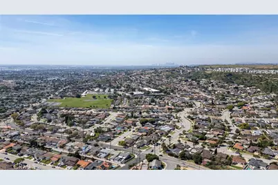 605 E Avenida De La Merced, Montebello, CA 90640 - Photo 47