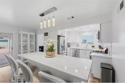 21235 Oakfort Avenue, Carson, CA 90745 - Photo 11