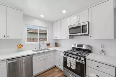 21235 Oakfort Avenue, Carson, CA 90745 - Photo 15