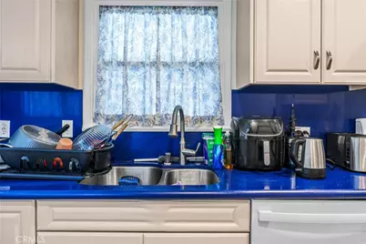 7977 Vista Del Rosa, Downey, CA 90240 - Photo 13