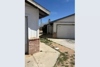 9231 N Loop, California City, CA 93505 - Photo 3