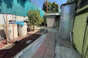 127 E 81st, Los Angeles, CA 90003 - Photo 7