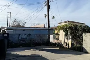 145 W 66th, Los Angeles, CA 90003 - Photo 5