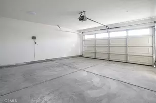 16105 Tawney Ridge Ln, Victorville, CA 92394 - Photo 21