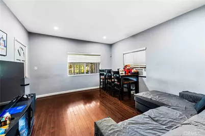 736 W 41st Place, Los Angeles, CA 90037 - Photo 35