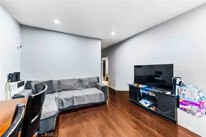 736 W 41st Place, Los Angeles, CA 90037 - Photo 13