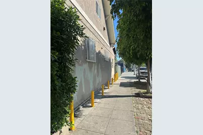 736 W 41st Place, Los Angeles, CA 90037 - Photo 3