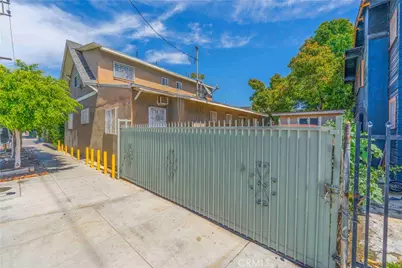 736 W 41st Place, Los Angeles, CA 90037 - Photo 39