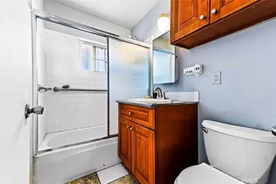 736 W 41st Place, Los Angeles, CA 90037 - Photo 17