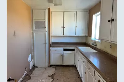 1151 Flora, Barstow, CA 92311 - Photo 5