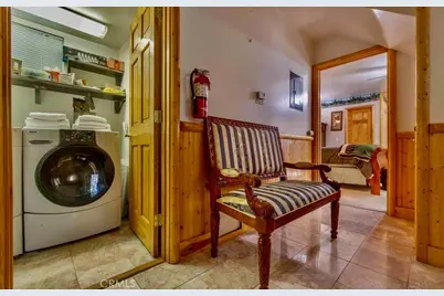 336 W Sherwood, Big Bear City, CA 92314 - Photo 9