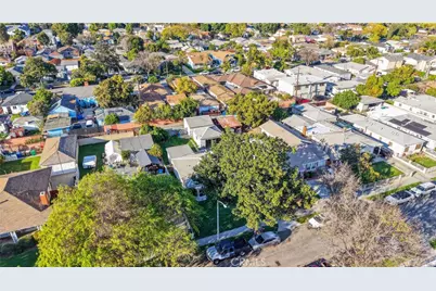 223 E Marker Street, Long Beach, CA 90805 - Photo 35