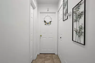 1795 W Glenoaks Avenue, Anaheim, CA 92801 - Photo 21