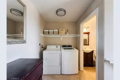 689 E 115, Los Angeles, CA 90059 - Photo 29