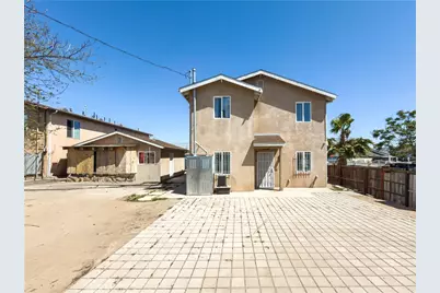 689 E 115, Los Angeles, CA 90059 - Photo 45