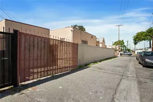 514 W 102nd St, Los Angeles, CA 90044 - Photo 25