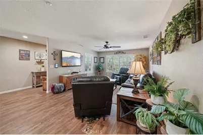 5319 Desert View, Wrightwood, CA 92397 - Photo 17